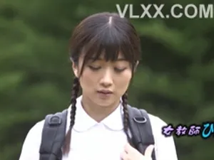 [JVID] Tình yêu dục vọng không thể cưỡng lại của chị gái trường Nhật Bản, bị quyến rũ hoàn toàn bởi ba điểm trang phục